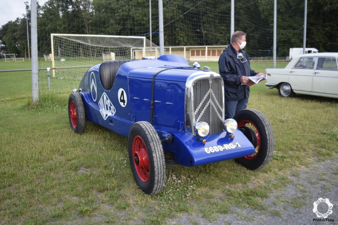 Une Balade Rétro du Puy Notre Dame au lieu du Grand Prix News d Anciennes