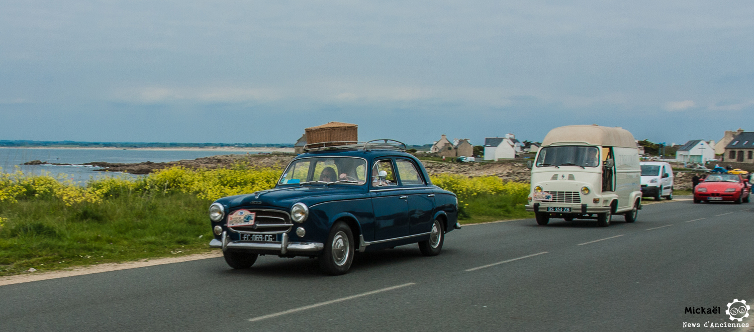 Tour de Bretagne 2016 : 600 véhicules anciens, la mer et le soleil