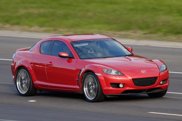 Mazda RX 8 on freeway- Youngtimers