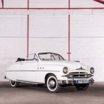Artcurial On the Road Ford Vedette Cabriolet 2- On the Road