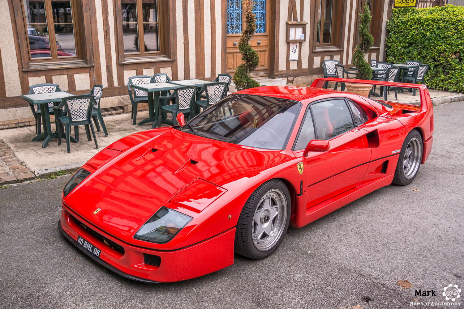 La rencontre Ferrari choque la petite ville qui possède la plus grande  collection de F40