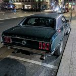 Mustang dans la rue par Clément 2- Mustang Grande