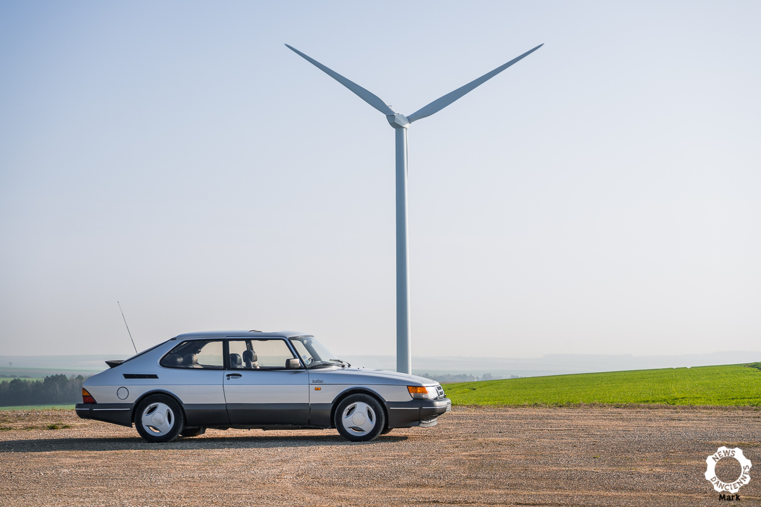 Essai d’une Saab 900 Turbo : La voiture méconnue de James Bond !