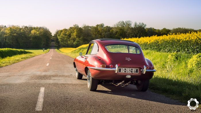Jaguar Type E 22 par Mark pour News dAnciennes 51- Type E 2+2