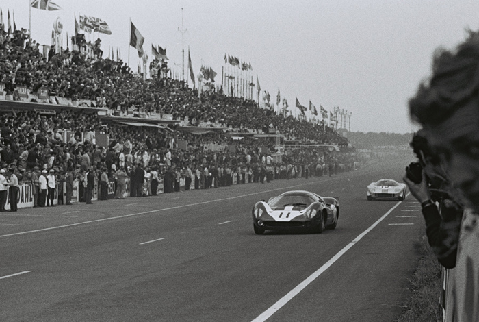 Il y a 50 ans, Aston Martin luttait déjà contre Ford et Ferrari au Mans