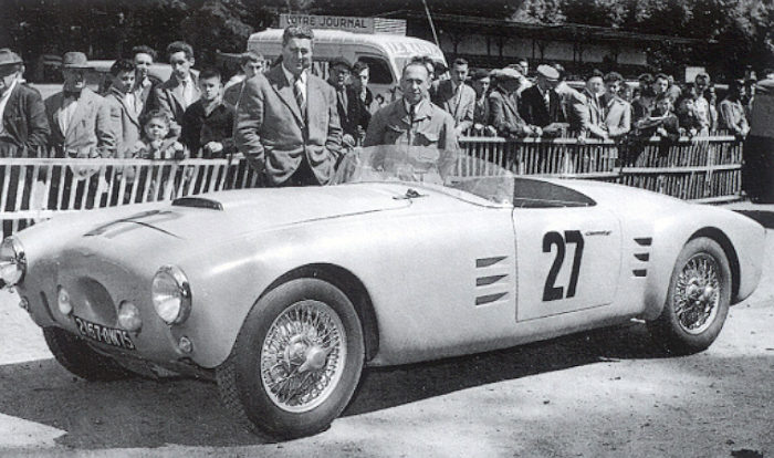 Modèle Réduit SALMSON SPORT 2300S 1955 - Échelle 1:43 - Marque IXO - Voiture Française Vintage