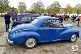 Les dérouillés fêtent les septuagénaires 2 CV et 203 Marc Newsdanciennes oct 2018 52-