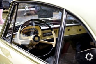 Les dérouillés fêtent les septuagénaires 2 CV et 203 Marc Newsdanciennes oct 2018 71-