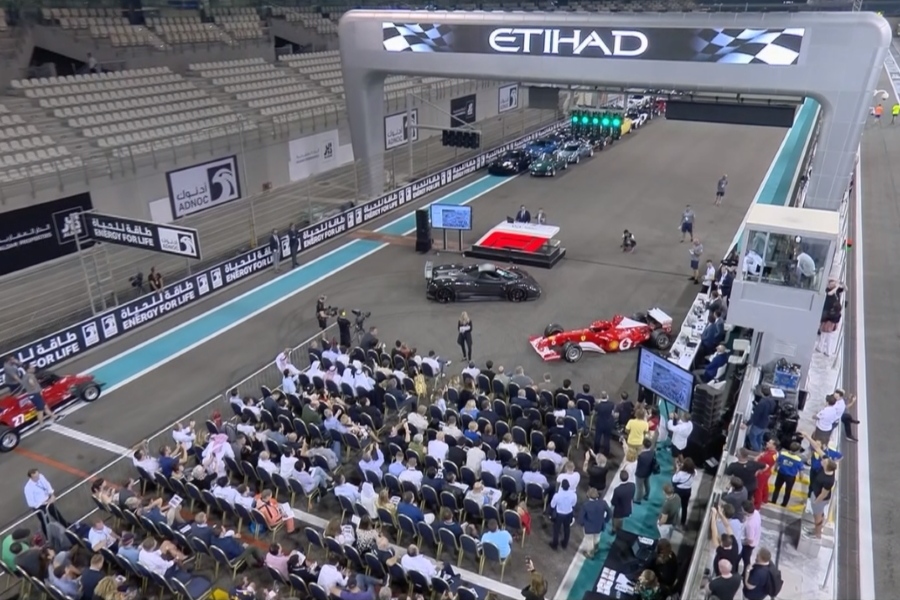 RM Sotheby's vend bien ses autos… mais moins les anciennes au Grand Prix d'Abu Dhabi