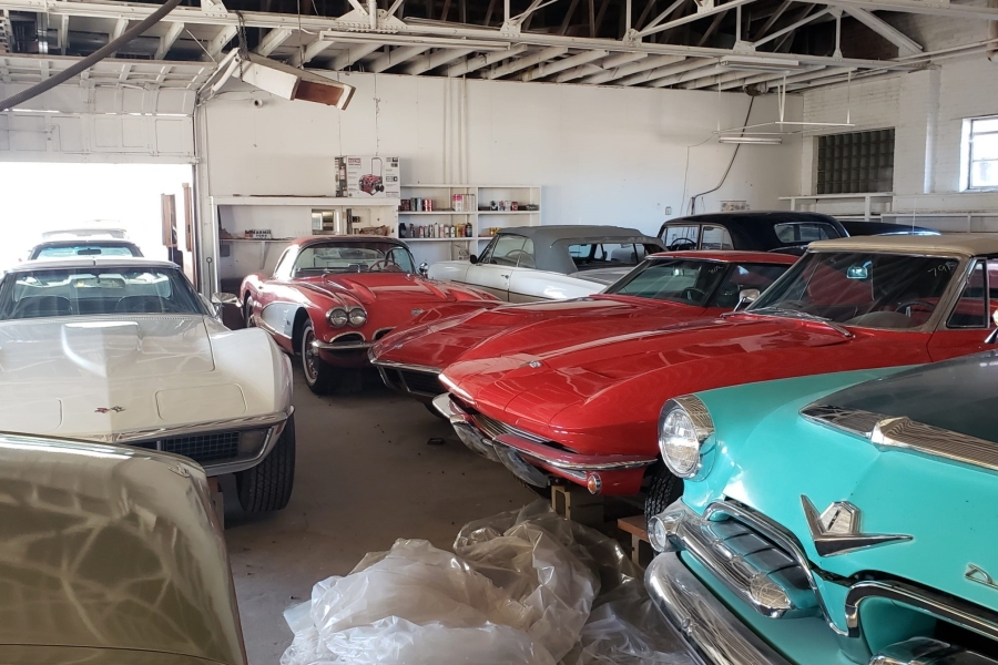 [Sortie de Grange] 140 autos de la collection Bob Regehr seront vendues aux enchères