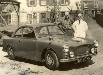 Gilles Smith Bernard Friese et le premier prototype © Gilbern Owners Club- Gilbern