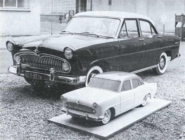 Maquette définitive de lauto à Poissy en 1954- Simca Vedette