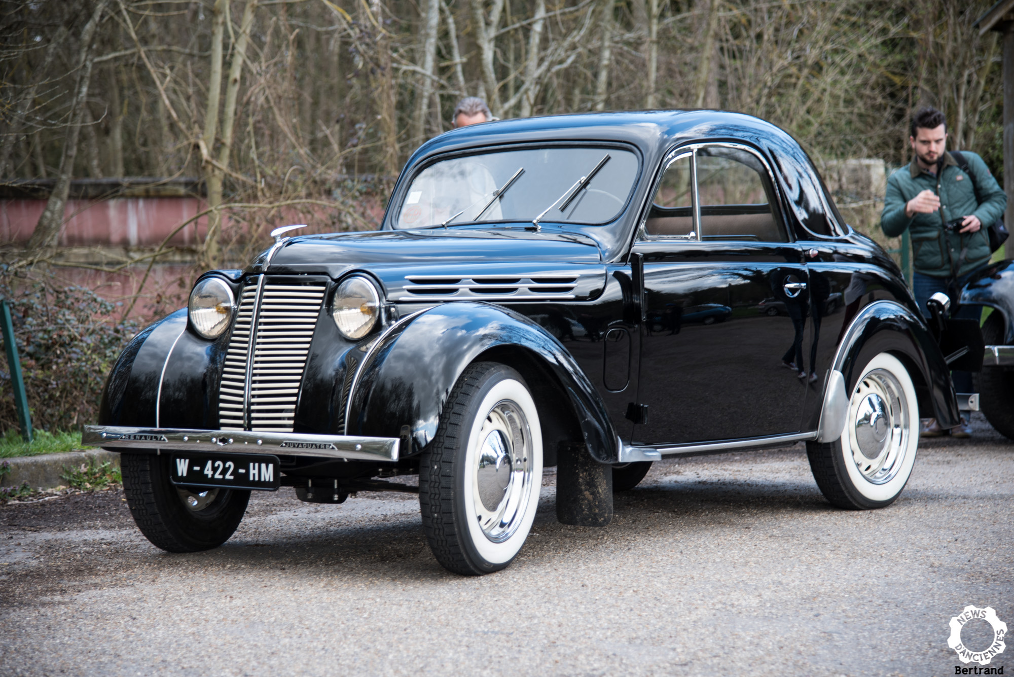 Renault Juvaquatre Passeuse De T moin News D Anciennes renault-juvaquatre-passeuse-de-t-moin-news-d-anciennes
