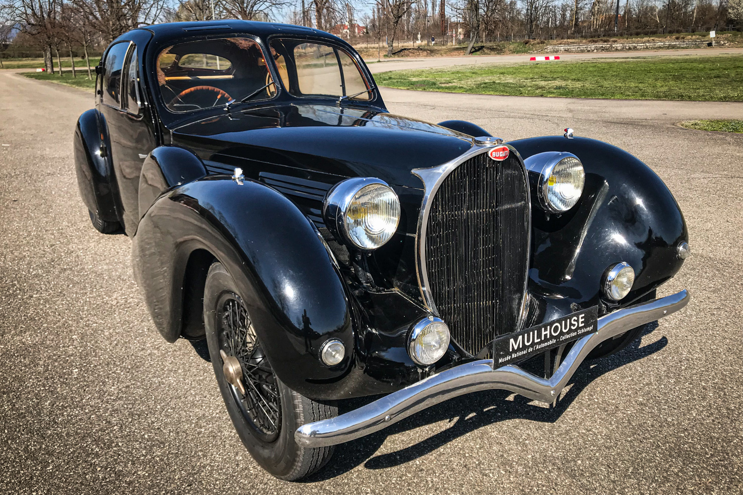 La Bugatti Type 64, l’autre voiture noire