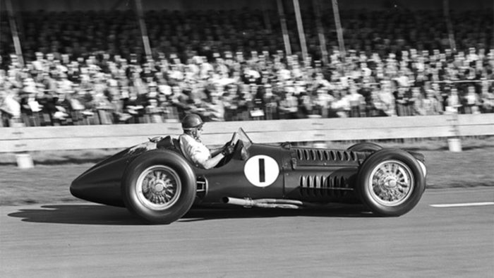 Fangio sur BRM V16 a Goodwood en 1953-