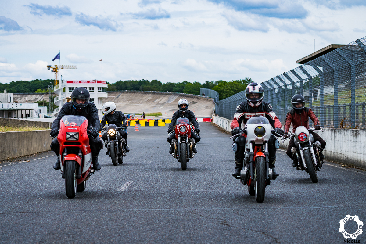 Café Racer Festival 2021 à Montlhéry, un peu de moto qui fait du bien !