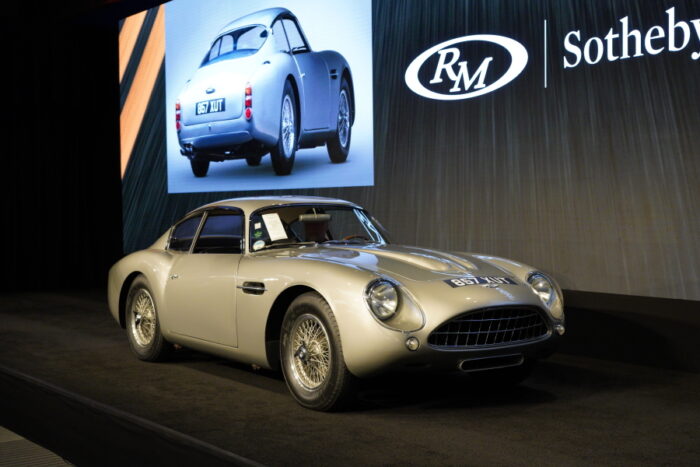 RM SOTHEBY S FLAGSHIP MONTEREY AUCTION TOTALS 148 5 MILLION WITH 90 OF ALL LOTS SOLD 1- Voitures anciennes les plus chères