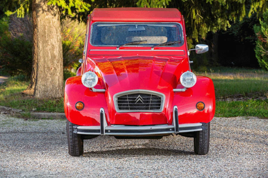 Le catalogue de la vente Osenat d'Epoqu'Auto 2021 News d'Anciennes