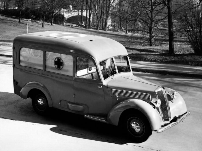 Lancia Artena Ambulance pendant la guerre- Bertone