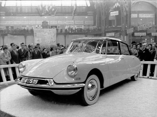 Presentation Citroen DS 1955-