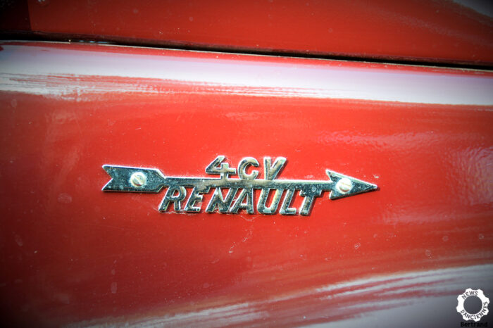 Renault 4CV 27- puissance fiscale
