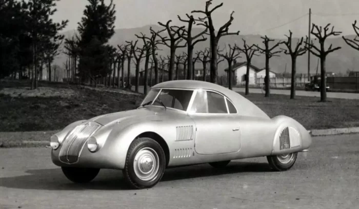 Lancia Aprilia Aerodinamica 1937 par Pinin Farina- Pinin Farina