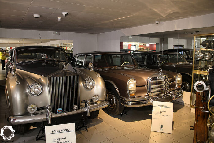 Rolls et Mercedes au Museu Nacional de l'Automòbil