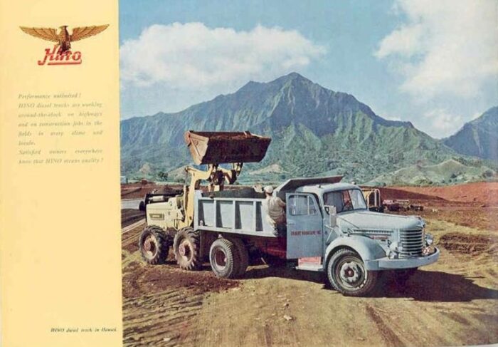 Camion Hino TH10 de 1950 Automobiles Japonaises- Hino 4CV