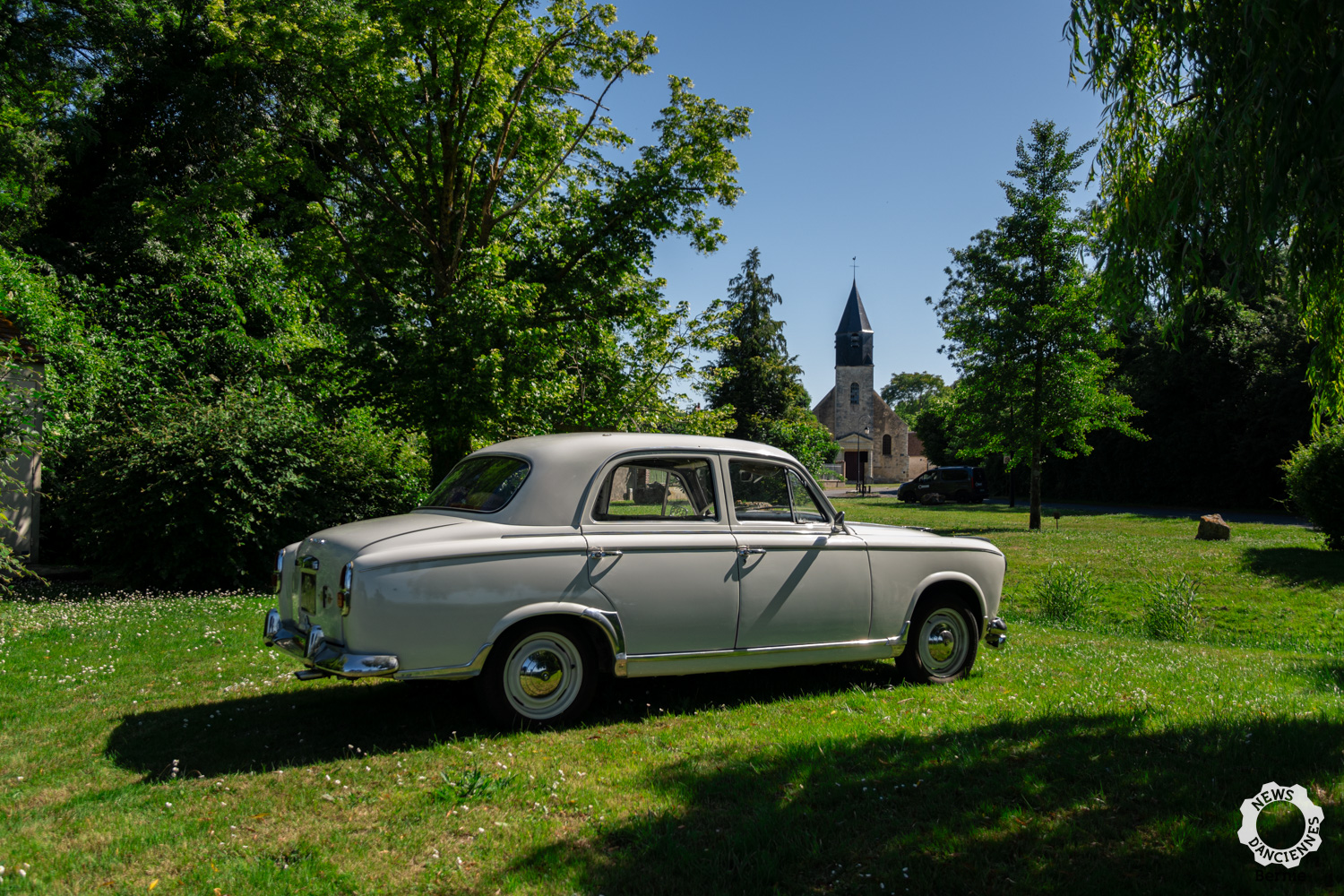Essai d'une Peugeot 403, popu et fière de l'être - News d'Anciennes