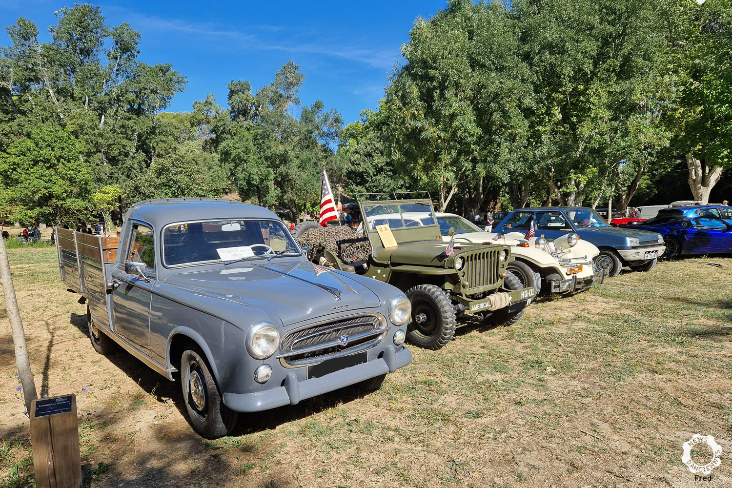 Cadre original et belles anciennes au mensuel de Grans (13) d’Août