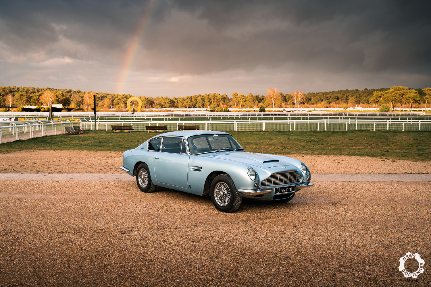 Au volant Aston Martin DB6, une beauté qui doit sortir de l&rsquo;ombre