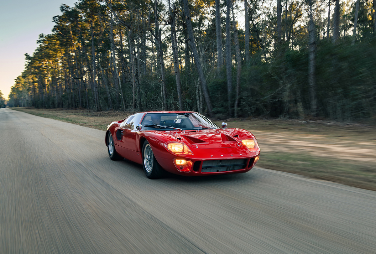 Catalogue chargé pour RM Sotheby&rsquo;s qui ouvrira la semaine floridienne à ModaMiami