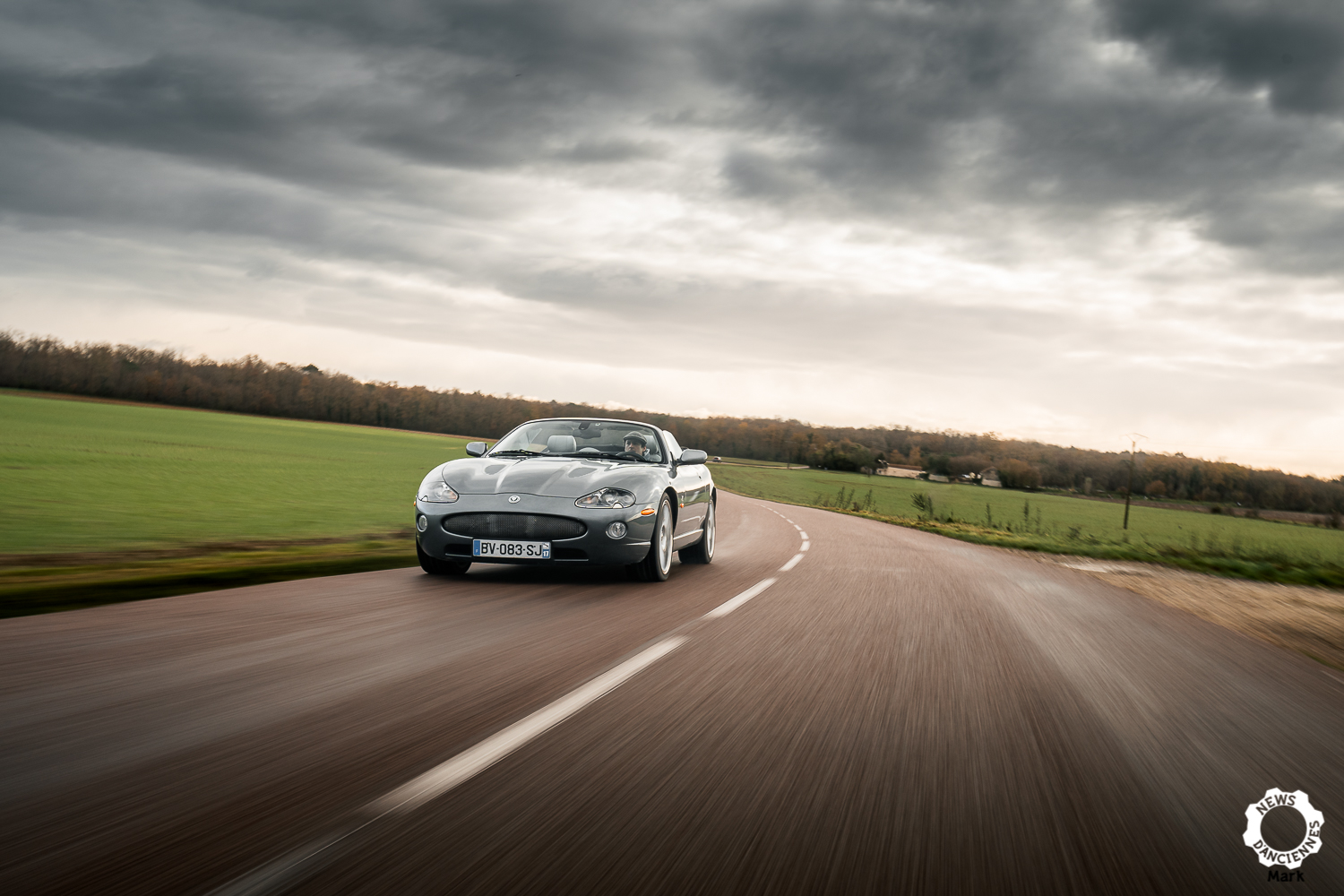 Essai d&rsquo;une Jaguar XKR Cabriolet, cab&rsquo; performant sans avoir besoin d&rsquo;être sportif