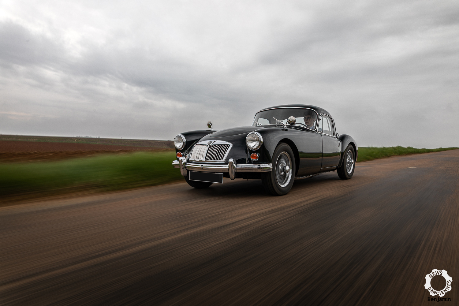 Essai d&rsquo;une MGA Coupé, carrosserie originale pour une vraie sportive