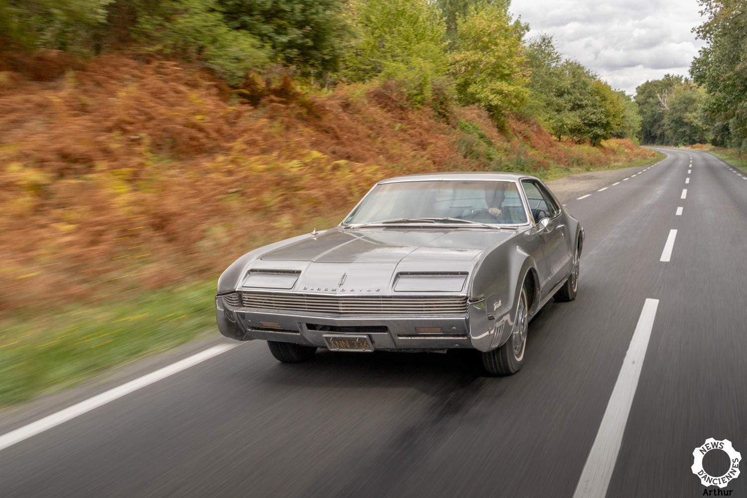 Essai d&rsquo;une Oldsmobile Toronado, 385ch pour le train avant !